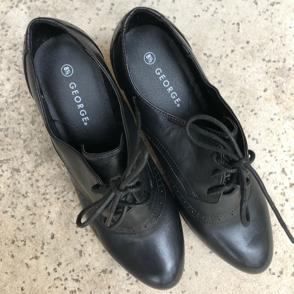 Brand new black bootie heals - Picture 3 of 4